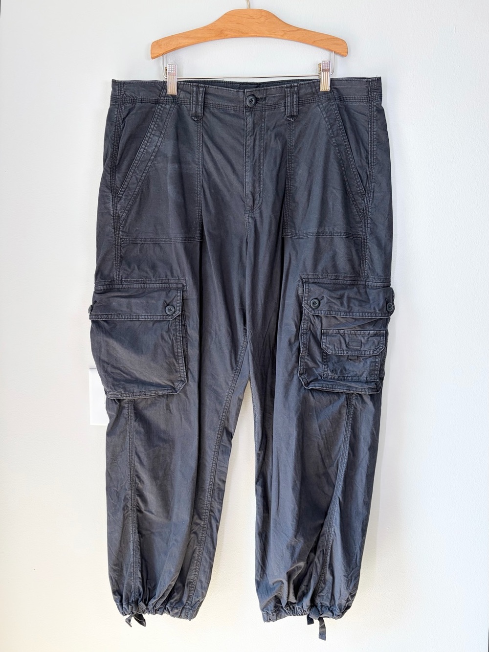 American Eagle Faded Dark Gray Baggy Cargo Jogger Pants Streetwear Casual